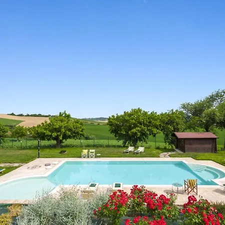 Semesterbostad I Gelsi Marche Urlaub- Privater Pool By Interhome